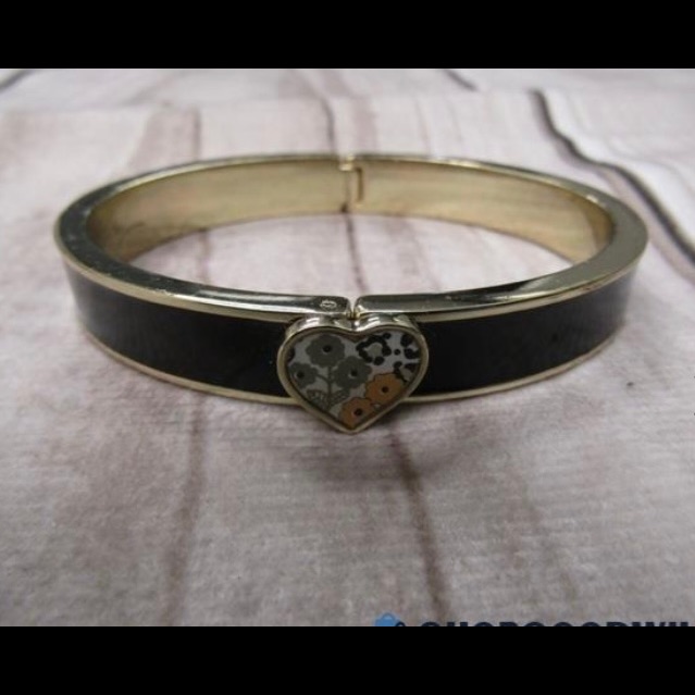 Black And Gold Enamel Vera Bradley Hinged Bracelet 13$